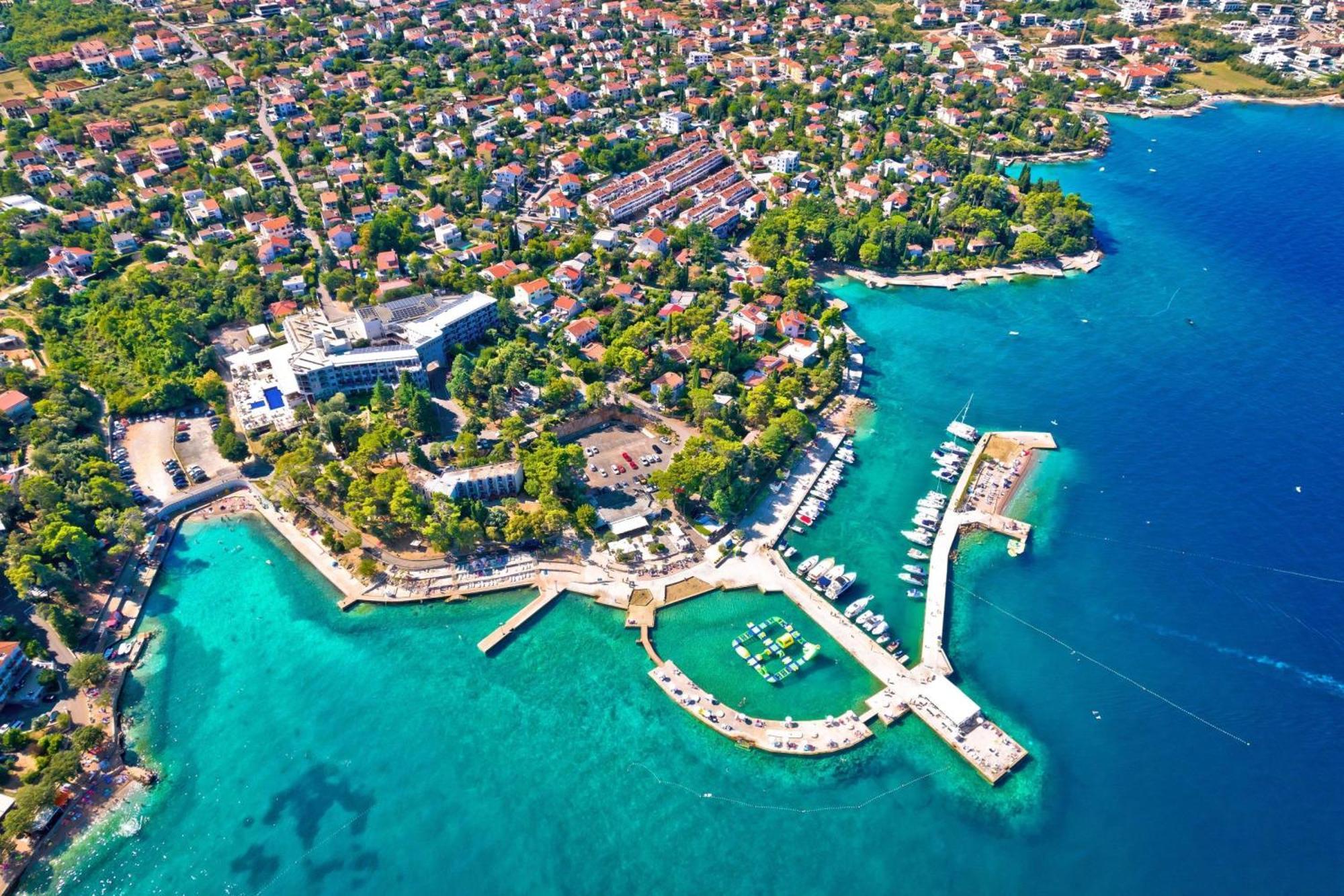 Apartments Brankica Island - Happy Rentals Vantacici Eksteriør billede